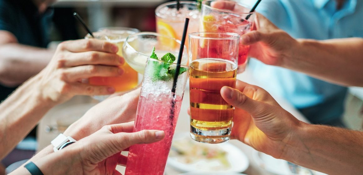 Jaki alkohol wybrać na weselne stoły?